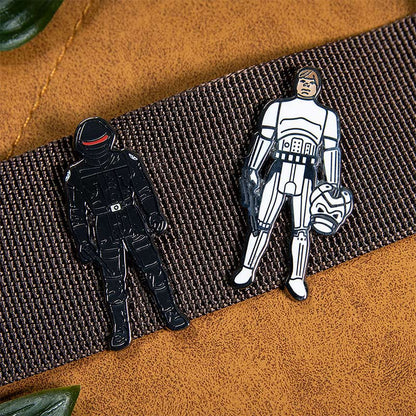 Pin's Star Wars Set 1.44 – Imperial Gunner and Luke Skywalker (Imperial Stormtrooper Outfit)