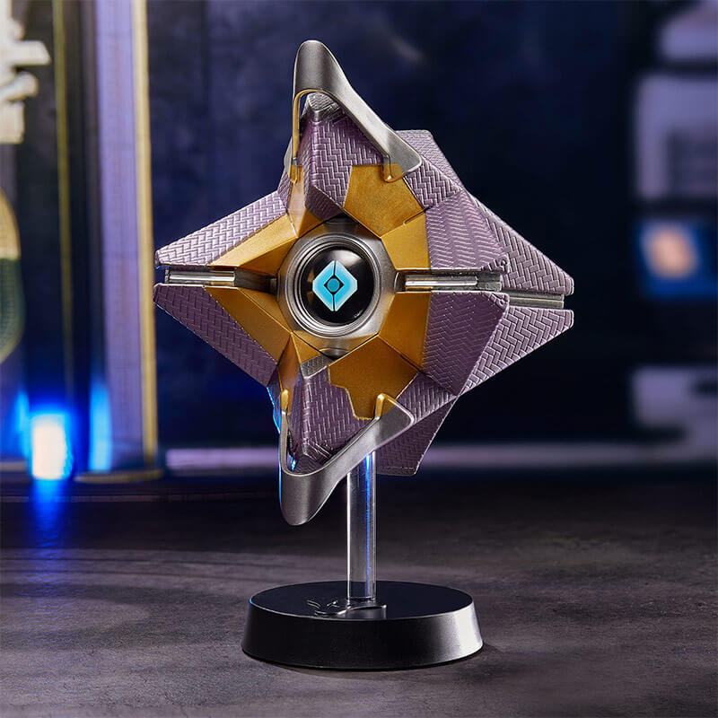 Heraldic Ghost Shell Statue