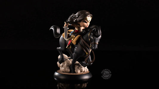 Wonder Woman Q-Fig Max